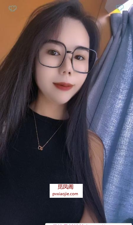 黑丝长腿凤楼