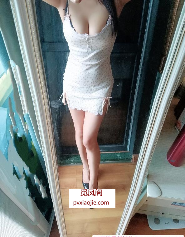 巨乳风骚少妇