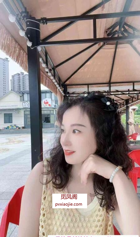 性感小蛮腰