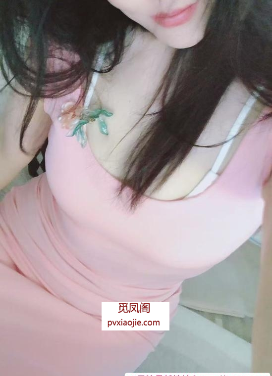 软软的肥臀