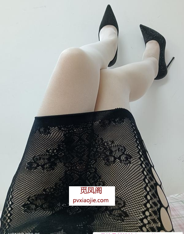 肥臀性感御姐