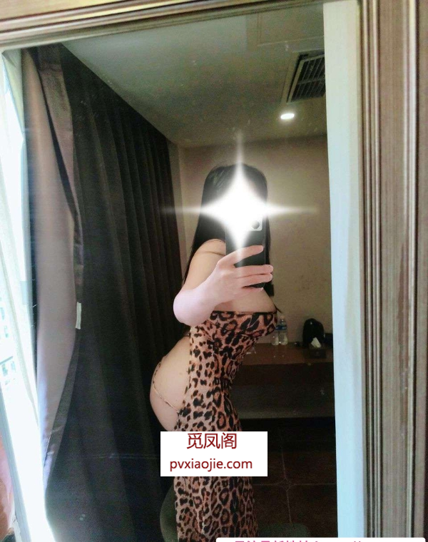 天三E奶少妇